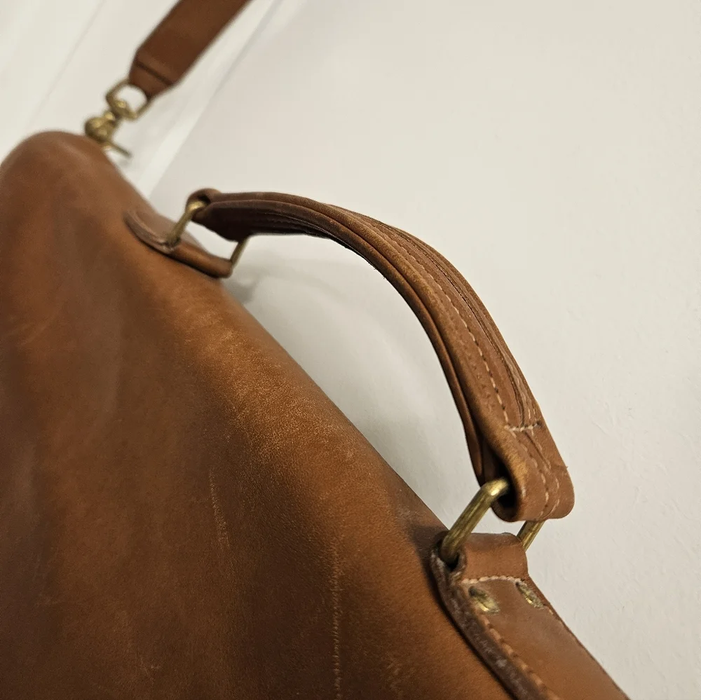 LAST CHANCE Elegant Vintage COACH Brief Case In British Tan Leather